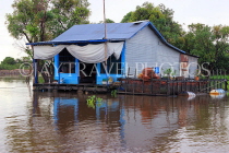 CAMBODIA, Tonle Sap Lake, Mechrey Floating Village, CAM833JPL