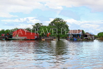 CAMBODIA, Tonle Sap Lake, Mechrey Floating Village, CAM842JPL