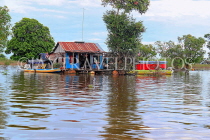 CAMBODIA, Tonle Sap Lake, Mechrey Floating Village, CAM849JPL