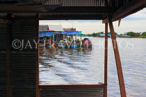 CAMBODIA, Tonle Sap Lake, Mechrey Floating Village, CAM858JPL