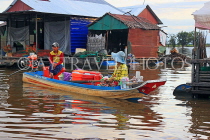 CAMBODIA, Tonle Sap Lake, Mechrey Floating Village, CAM864JPL