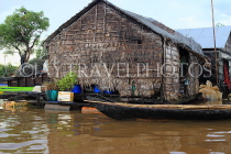 CAMBODIA, Tonle Sap Lake, Mechrey Floating Village, CAM882JPL
