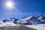 CANADA, Alberta, Jasper National Park, Rockies, sun shining over Columbia Icefield Parkway, CAN752JPL