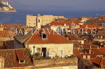 CROATIA, Dubrovnik, Old Town, houses and roof tops, CRO440JPL