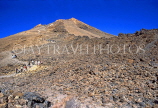 Canary Isles, TENERIFE, Mount Teidi, people climbing the peak, TEN720JPL