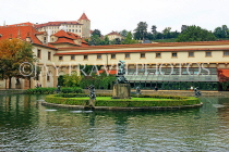 Czech Rep, PRAGUE, Mala Strana, Wallenstein Palace gardens, pond with island, CZ1530JPL
