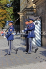 Czech Rep, PRAGUE, Prague Castle, palace guards, changing of the guard, CZ1208JPL