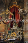 Czech Rep, PRAGUE, Prague Castle complex, St Vitus Cathedral, St Vitus memorial altar, CZ1301JPL