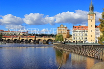 Czech Rep, PRAGUE, River Vlatava and Charles Bridge, CZ1127JPL