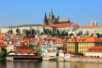 Czech Rep, PRAGUE, city view, and Vltava River, CZ970JPL