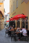 Czech Rep, PRAGUE, old town, outdoor restaurant scene, CZ1490JPL