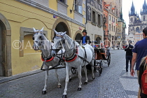 Czech Rep, PRAGUE, old town, sightseeing by horse dawn carriage, CZ1471JPL