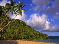 FIJI, Taveuni, Matagi (Matangi) Island, beach, coast and coconut plantation, FIJ597JPL