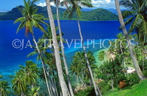 FIJI, Taveuni, Matagi (Matangi) Island, seascape through coconut trees, FIJ859JPL