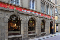 FRANCE, Brittany, SAINT-MALO, Old Town, Le Cafe Du Coin D'en Bas De La Rue Du Bout De La Ville, FRA2663JPL