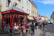 FRANCE, Brittany, SAINT-MALO, Place Bouvet area, Cafe Du Theatre, street scene, FRA2713JPL
