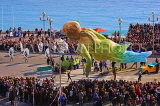FRANCE, Provence, Cote d'Azure, NICE, Carnival parade along Promenade des Anglais, FRA2325JPL