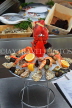 FRANCE, Provence, Cote d'Azure, NICE, Old Town, restaurant seafood display, FRA2339JPL