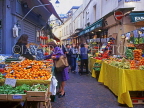 France, PARIS, Jardin des Plantes Quarter, Rue Mouffetard market, fruit stalls, FRA1659JPL
