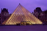 France, PARIS, Louvre Museum, Pyramid entrance, FRA03JPL