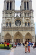 France, PARIS, Notre Dame Cathedral and visitors, FRA2600JPL