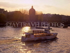 France, PARIS, River Seine and cruise boat, at dusk, FRA2238JPL