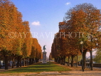 France, PARIS, tree lined avenue, autumn scene, FRA1256JPL
