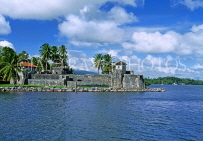 GUATEMALA, San Felipe Fortress and Lake Izabal, GUA261JPL