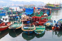 HONG KONG, Cheung Chau island, harbour and boats, HK1466JPL