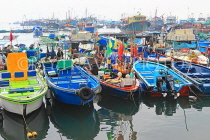 HONG KONG, Cheung Chau island, harbour and boats, HK1470JPL