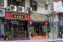 HONG KONG, Hong Kong Island, Hollywood Road, antique shop front, HK1909JPL
