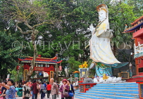 HONG KONG, Hong Kong Island, Repulse Bay, Kwun Yam shrine, Kwun Yam statue, HK2292JPL