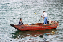 HONG KONG, Hong Kong Island, Stanley, fisherman in small boat, HK2268JPL