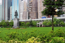 HONG KONG, Hong Kong Island, Sun Yat Sen Memorial Park, Sun Yat Sen statue, HK2376JPL