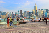HONG KONG, Kowloon, Tsim Sha Tsui Promenade, people and HK Island skyline, HK1256JPL