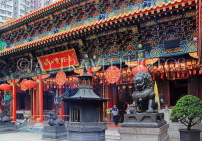 HONG KONG, Kowloon, Wong Tai Sin Temple, Main Altar, HK1115JPL
