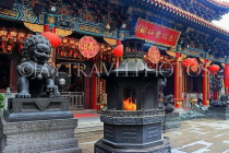 HONG KONG, Kowloon, Wong Tai Sin Temple, Main Altar, HK1124JPL