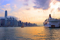 HONG KONG, Kowloon, cruise ship in harbour, dusk view, HK1229JPL