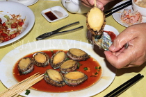 HONG KONG, Sai Kung, waterfront, Hung Kee Seafood Restaurant, Abalone dish, HK1397JPL