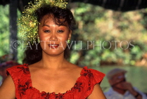 Hawaiian Islands, KAUAI, Polynesian dancer with head Lei, HAW2245JPL