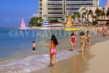 Hawaiian Islands, OAHU, Waikiki Beach and holidaymakers, HAW303JPL