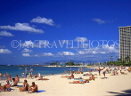 Hawaiian Islands, OAHU, Waikiki Beach and sunbathers, HAW137JPL