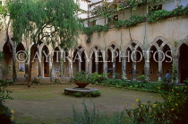 ITALY, Campania, Amalfi Coast, SORRENTO, San Francisco Monastery, cloisters, ITL1057JPL