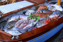 ITALY, Campania, Amalfi Coast, SORRENTO, display of fish at restaurant, ITL1030JPL