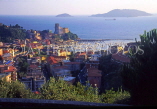 ITALY, Liguria, LERICI, castle and town view, ITL1640JPL