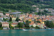 ITALY, Lombardy, LAKE COMO, lakeside scenery, and hillside houses, ITL2299JPL