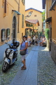 ITALY, Lombardy, Lake Como, BELLAGIO, narrow street, ITL1935JPL