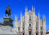 ITALY, Lombardy, MILAN, Piazza Del Duomo, The Duomo & Victor Emmanuel II statue, ITL1959JPL