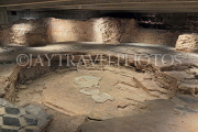 ITALY, Lombardy, MILAN, The Duomo, Baptistery, archaeological area, ITL1997JPL