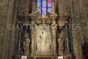ITALY, Lombardy, MILAN, The Duomo (Cathedral), interior, ITL1974JPL